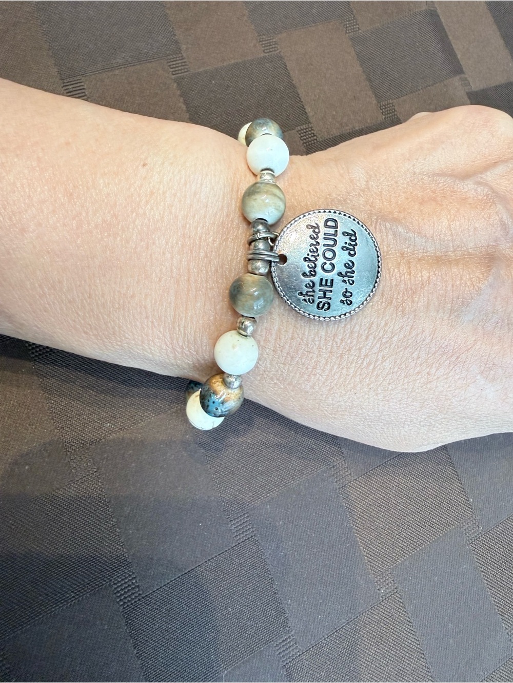 Glow In The Dark Dyed
Impression Jasper & Howlite
Beaded Charm Bracelet 6"